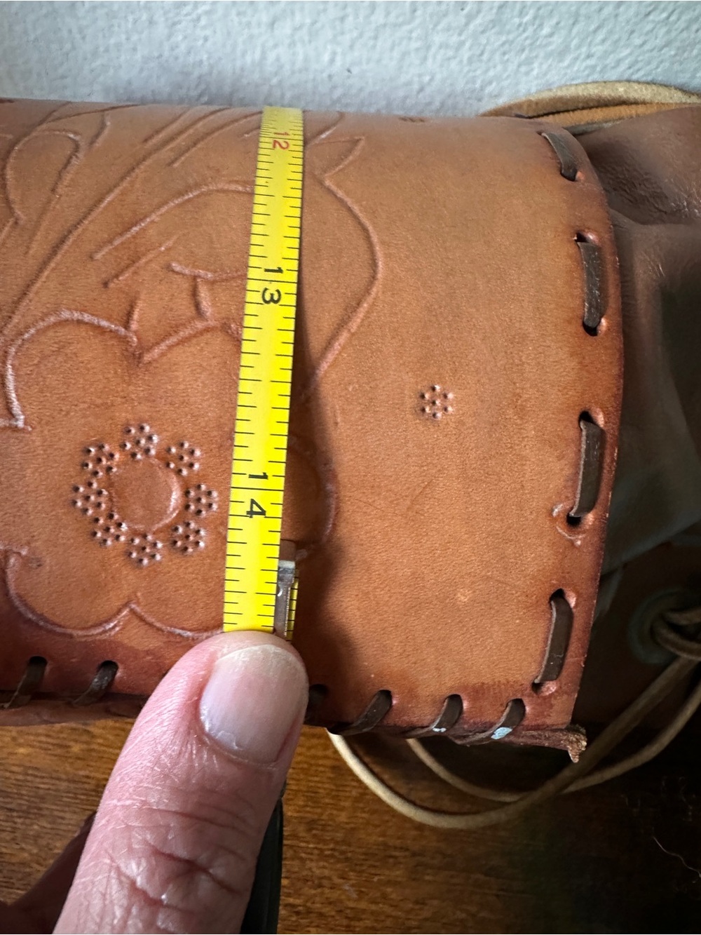 VTG Handcrafted Tooled Leather Cylinder Bucket Bag Drawstring Backpack Studded - Picture 10 of 11